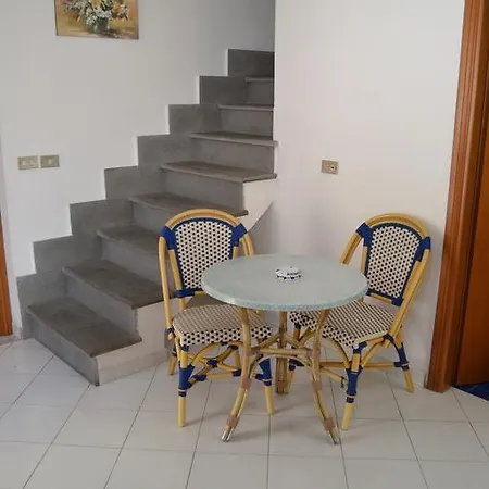 Apartment Maridea - Via Dante Ponza